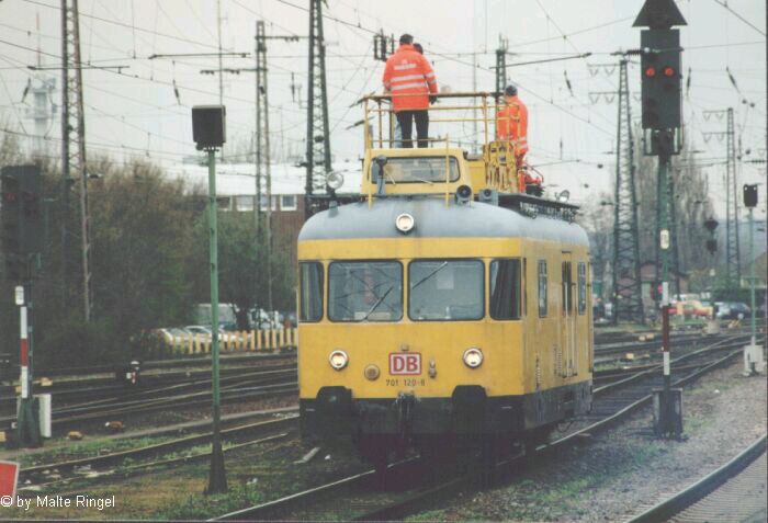 701 120